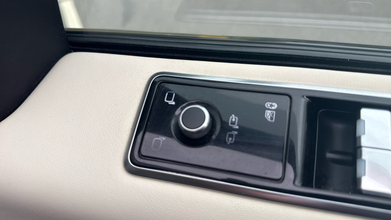 Land Rover Range Rover Sport 3.0 D300 Autobiography Dynamic 5dr Auto Diesel Estate